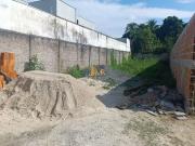 Terreno / Lote para Venda em Lorena/SP Cruz
