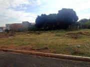 Terreno / Lote para Venda em São Carlos/SP Vila Max