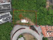 Terreno Multifamiliar en Avenida Los Bomberos frente a...