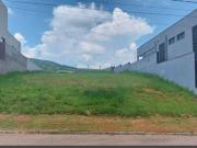 TERRENO NO CONDOMÍNIO RESIDENCIAL TERRAS DE SANTA CRUZ