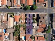 Terreno no Santa Maria com 3 Casas à Venda a 700 metros...