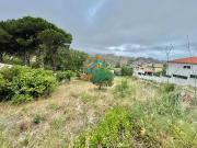 Terreno para condomínio com 4 moradias, jardim e piscina!