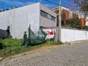 Terreno para construção de uma moradia de duas frentes... Terreno para construção de uma moradia de duas frentes...