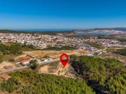 Terreno para construção, na Praia de Salir do Porto