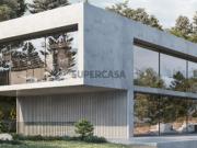 terreno para moradia V4 com piscina e jardim