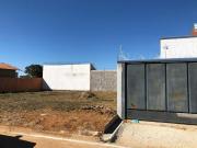 Terreno para venda em Jardim Imperial de 200.00m²