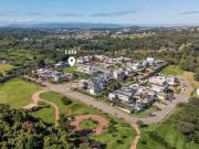 Terreno plano a venda com 820 m2, no Campo de Toscana em...