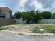 Terreno Plano en Venta en Fraccionamiento Bosques de las...