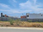 Terreno plano, frente a parque, Pedregal de la Montaña