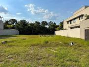 Terreno próximo à praia para venda em Riviera de São...