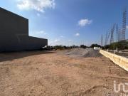 Terreno residencial en venta con vista frente al jardín...