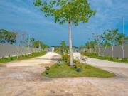 Terreno residencial en venta dentro de privada con...