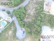 Terreno residencial en venta en Zona Sierra Alta, al sur...