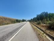 Terreno rústico com 37 000 m2 tem construção rural no...