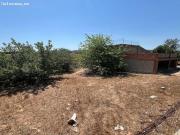 Terreno urbano en Torrent con edificación y frontenis