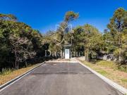 Terrenos à venda em condomínio fechado – São Lourenço,...