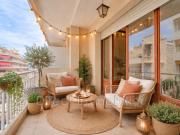 Textes Commercial et Internet Vitrine Titre Internet Journal