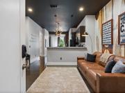 Th Ave N Apt,nashville, Flat For Sale