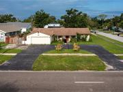 Th St N, Saint Petersburg, Home For Sale