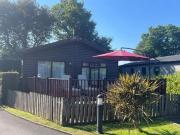 Thatches Holiday Village, Modbury, 2 Bedroom Lodge