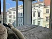 The Ambassy – Helle 3 Zimmer Eckwohnung mit Möblierung &...