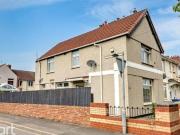 The Avenue, Bentley, 3 Bedroom End