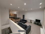 The Axis, Nottingham NG1, 2 bed flat to rent, £1,600 pcm...