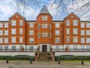 The Boulevard, Woodford Green IG8, 2 bed flat to rent,...