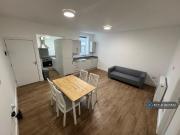 The Broadway, Southall, UB1 2 bed flat to rent £1,840...