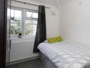 The Bye, London, W3 7PQ, United Kingdom | Room for rent...