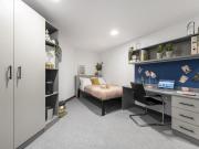 The Compass Flat 80 The Compass Flat 80