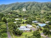 The Complete Lifestyle Package: Acreage, Entertaining &...