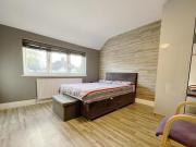 The Crossways, Hounslow, 1 Bedroom House
