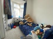 The Drive, Collier Row, Romford RM5, 3 bedroom semi...