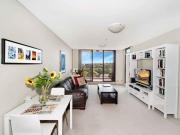 The Eclipse Building Stunning Unrestricted Harbour Views