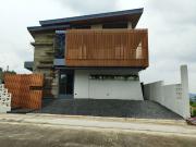 The Eden – Modern Tropical Dream Home in Antipolo Move...