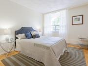 The Faircrest 3 Bedroom Apartment for Rent at 1833...