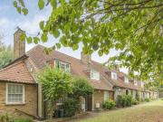 The Footpath, Putney, 3 Bedroom End