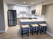 The Forestwoods Renovated 2 Bedroom + Den [object...