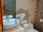 The Galleria 3 bed non furnished apartment available for...