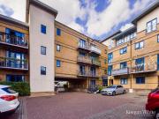The Galleries, High Wycombe HP13, 2 bed flat to rent,...