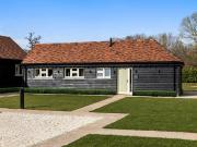 The Granary, Clay Lane, Burpham GU4, 1 bed barn...