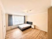 The Green, Bracknell, Berkshire RG12, Room to rent, £675...