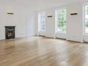 The Green, Richmond, 6 Bedroom Terraced