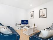 'The Hamptons' Fully Furnished. Stay from 1...