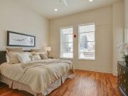 The Howard Luxury Apartments 1 Bedroom Apartment for...