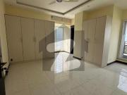 The Ideal 3bedrooms Unfurnished Apartment Available For...