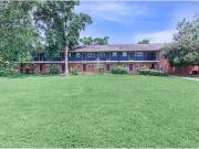 The Jaunt 2 Bedroom Apartment for Rent at 1840 Carriage...