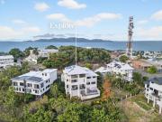 The King of Castle Hill