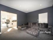 The Knole, London, SE9